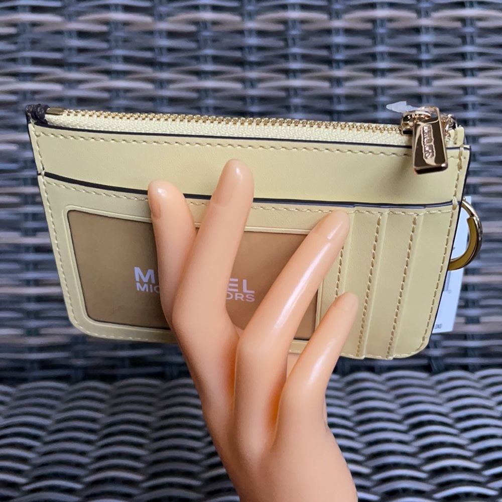 Michael Kors Small TZ Coinpouch with ID - Picture 16 of 16